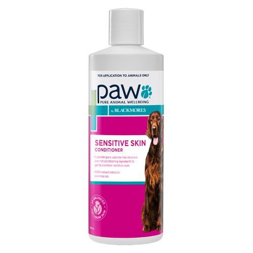 image of paw sensitive skin conditioner 500ml on white background