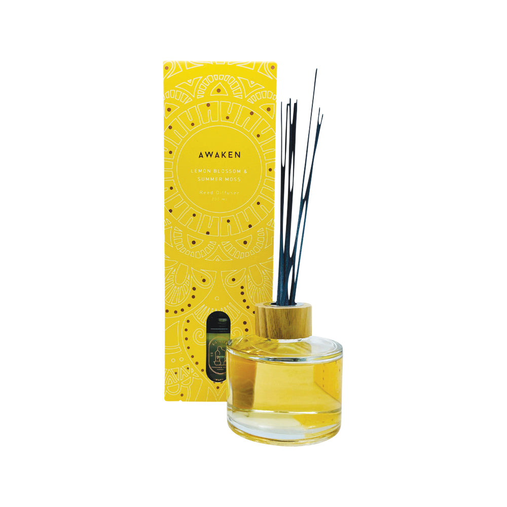 image of Distillery Fragrance House Reed Diffuser Awaken (Lemon Blossom & Summer Moss) 200ml on white background 