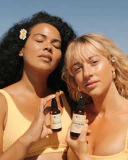 image of Nutra Organics Skin Care Soothing Facial Spray After Sun Mist (Citrus Flower) on white background 